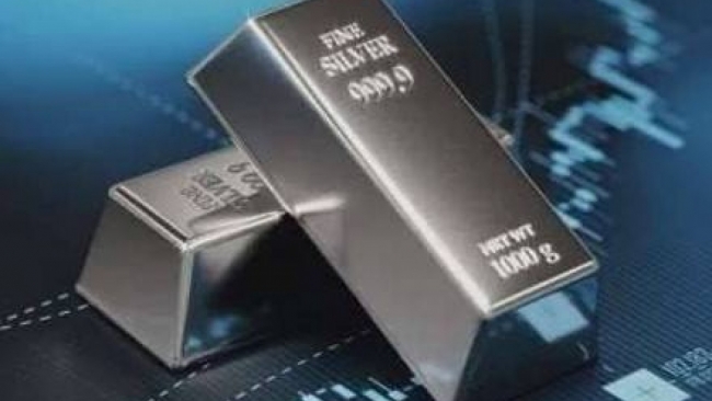 Ngày 18/8: Giá bạc thế giới và trong nước diễn biến trái chiều