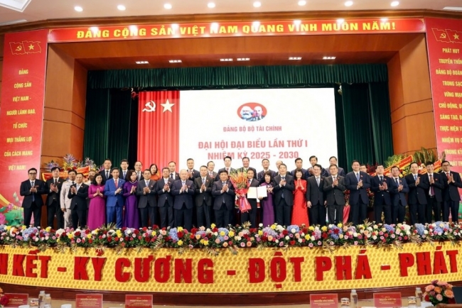 Ra mắt Ban Chấp hành Đảng bộ Bộ Tài chính nhiệm kỳ 2025 - 2030