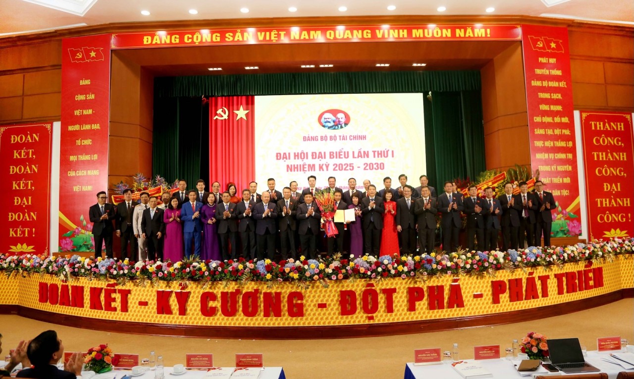 Ra mắt Ban Chấp hành Đảng bộ Bộ Tài chính nhiệm kỳ 2025 - 2030