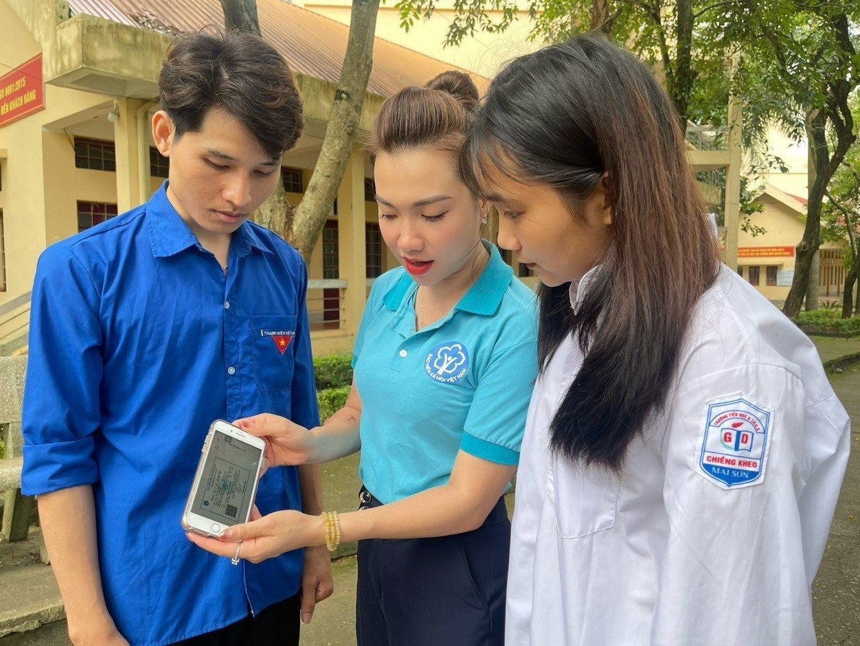 Học sinh, sinh viên được hưởng nhiều quyền lợi được hưởng khi khám chữa bệnh bảo hiểm y tế