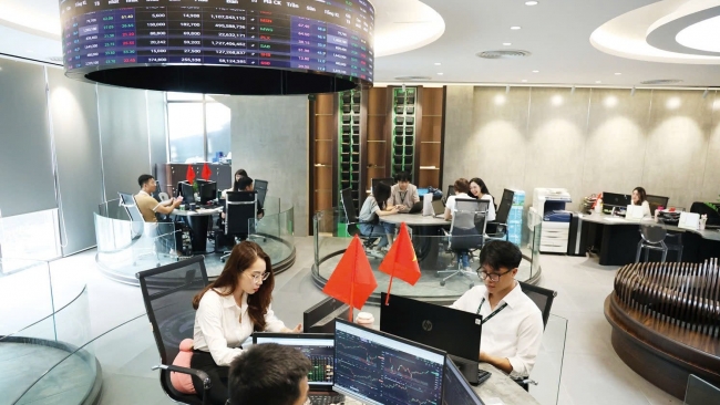 Thế hệ nhà đầu tư mới và bước chuyển của chứng khoán Việt
