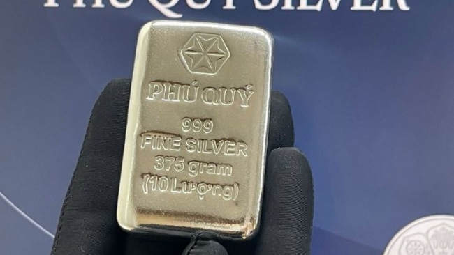 Ngày 22/8: Giá bạc bật tăng mạnh trở lại