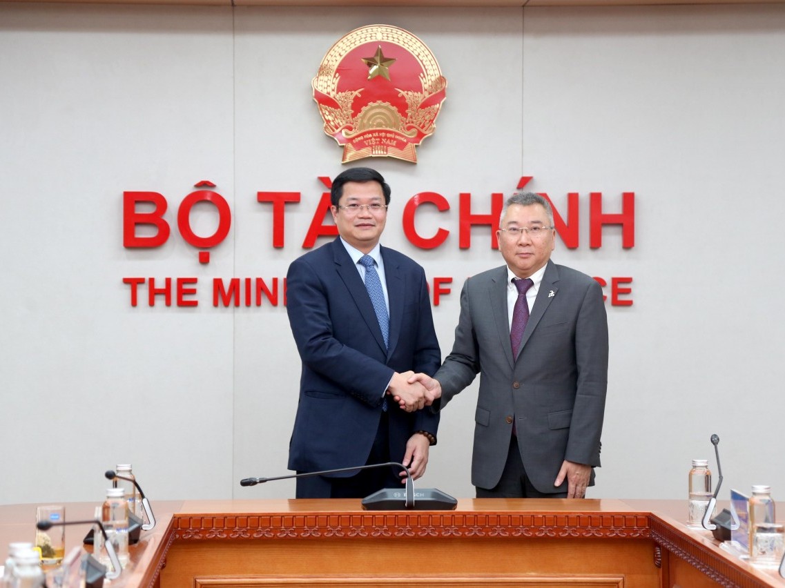 Thứ trưởng Nguyễn Đức Tâm tiếp lãnh đạo Tập đoàn Dassault Systèmes