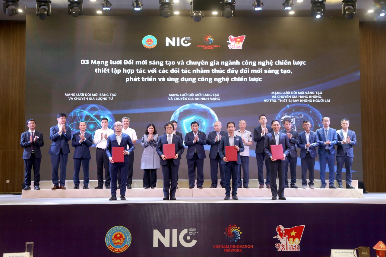 Bộ Tài chính công bố thành lập 3 mạng lưới đổi mới sáng tạo và chuyên gia ngành công nghệ chiến lược