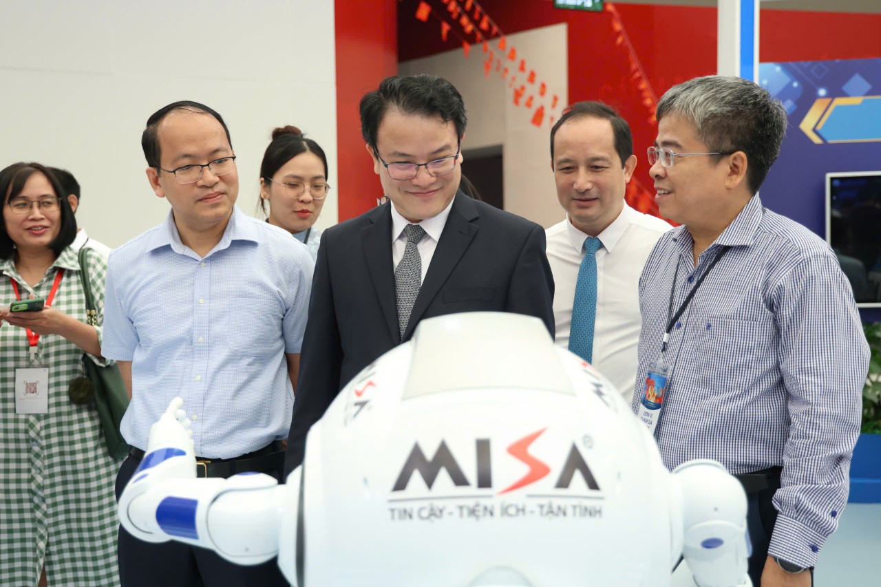 Triển lãm “80 năm ngành Tài chính Việt Nam – Kiến tạo và Phát triển”