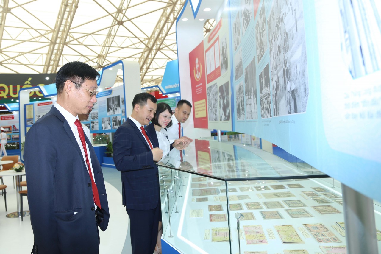 Triển lãm “80 năm ngành Tài chính Việt Nam – Kiến tạo và Phát triển”