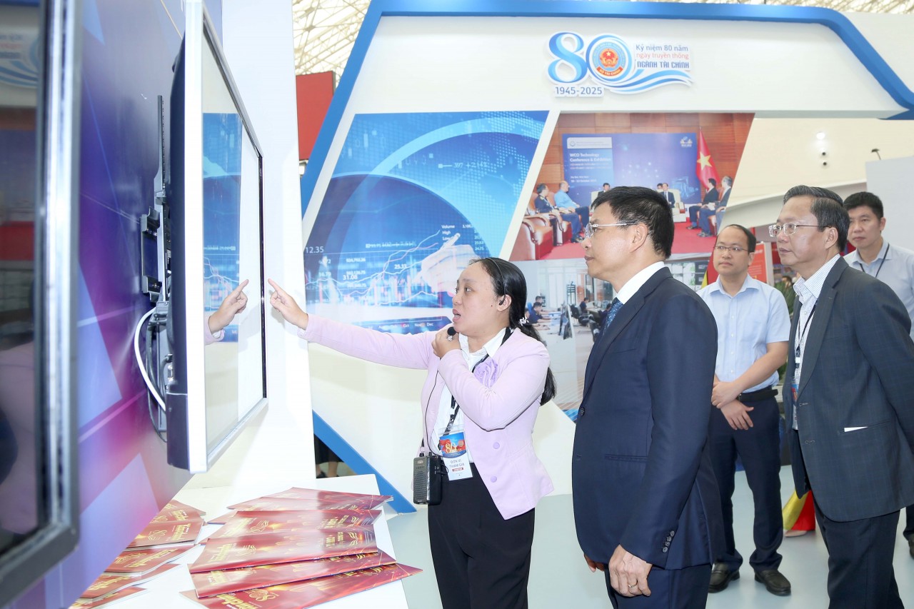 Triển lãm “80 năm ngành Tài chính Việt Nam – Kiến tạo và Phát triển”