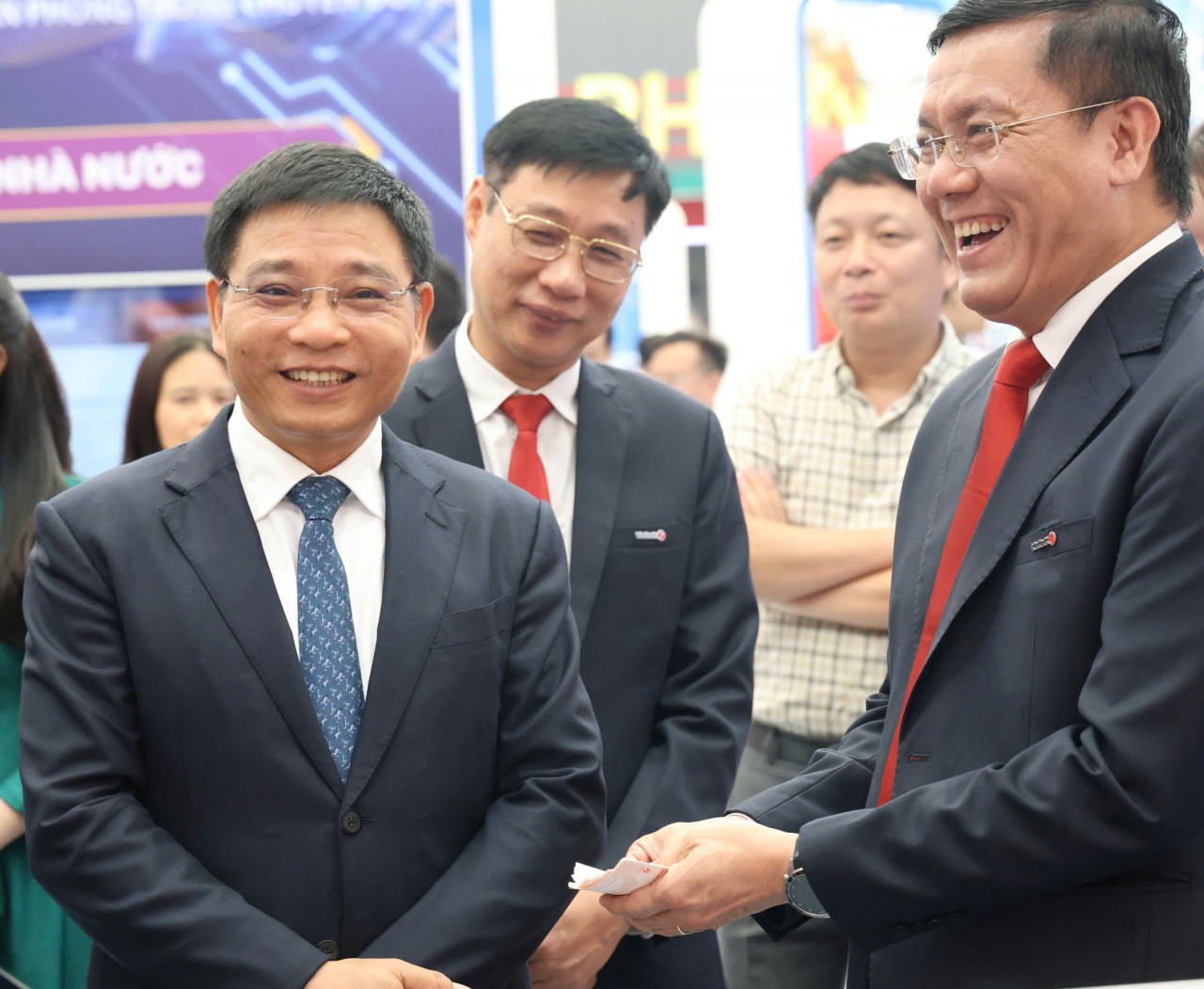 Triển lãm “80 năm ngành Tài chính Việt Nam – Kiến tạo và Phát triển”