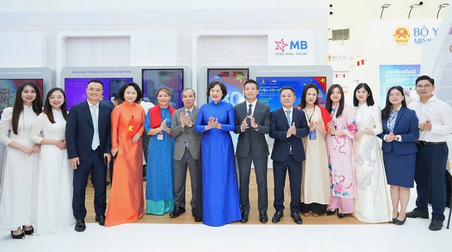 MB tham gia Triển lãm Thành tựu đất nước A80 – Khẳng định mục tiêu đồng hành phát triển cùng quốc gia MB tham gia Triển lãm Thành tựu đất nước A80 – Khẳng định mục tiêu đồng hành phát triển cùng quốc gia