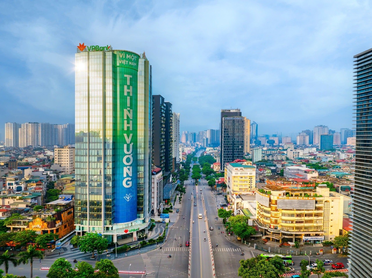 VPBank ghi danh Ngân hàng tiêu biểu trong triển lãm 80 năm thành tựu kinh tế Việt Nam VPBank ghi danh Ngân hàng tiêu biểu trong triển lãm 80 năm thành tựu kinh tế Việt Nam