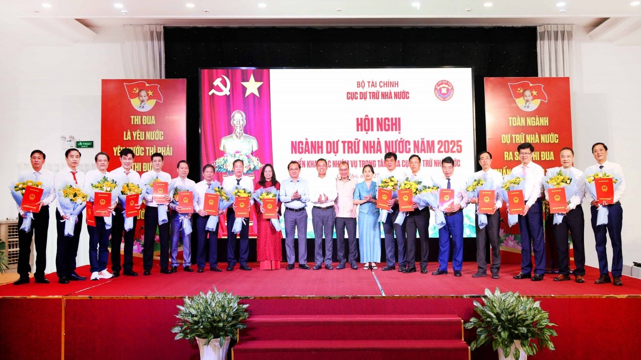 Khơi dậy niềm tự hào 69 năm hình thành và phát triển