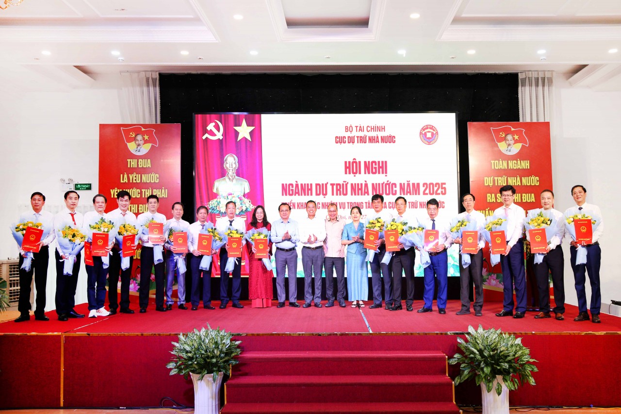 Khơi dậy niềm tự hào 69 năm hình thành và phát triển