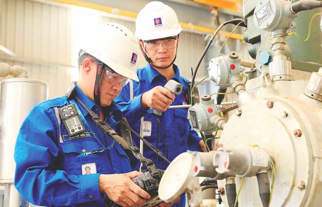 Tái cơ cấu kinh tế Việt Nam giai đoạn mới: Động lực tăng trưởng từ 4 trụ cột chiến lược