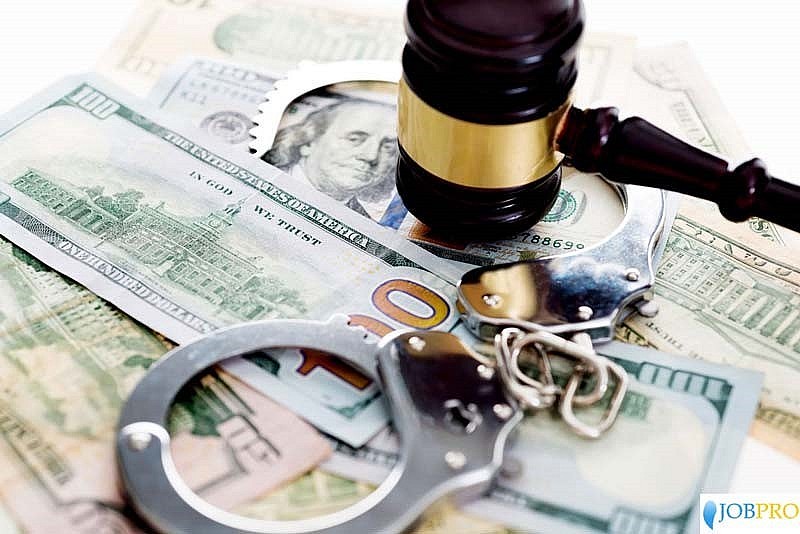 Chuyển từ 1.000 USD ra nước ngoài, mang đá quý 400 triệu đồng phải khai báo Chuyển từ 1.000 USD ra nước ngoài, mang đá quý 400 triệu đồng phải khai báo