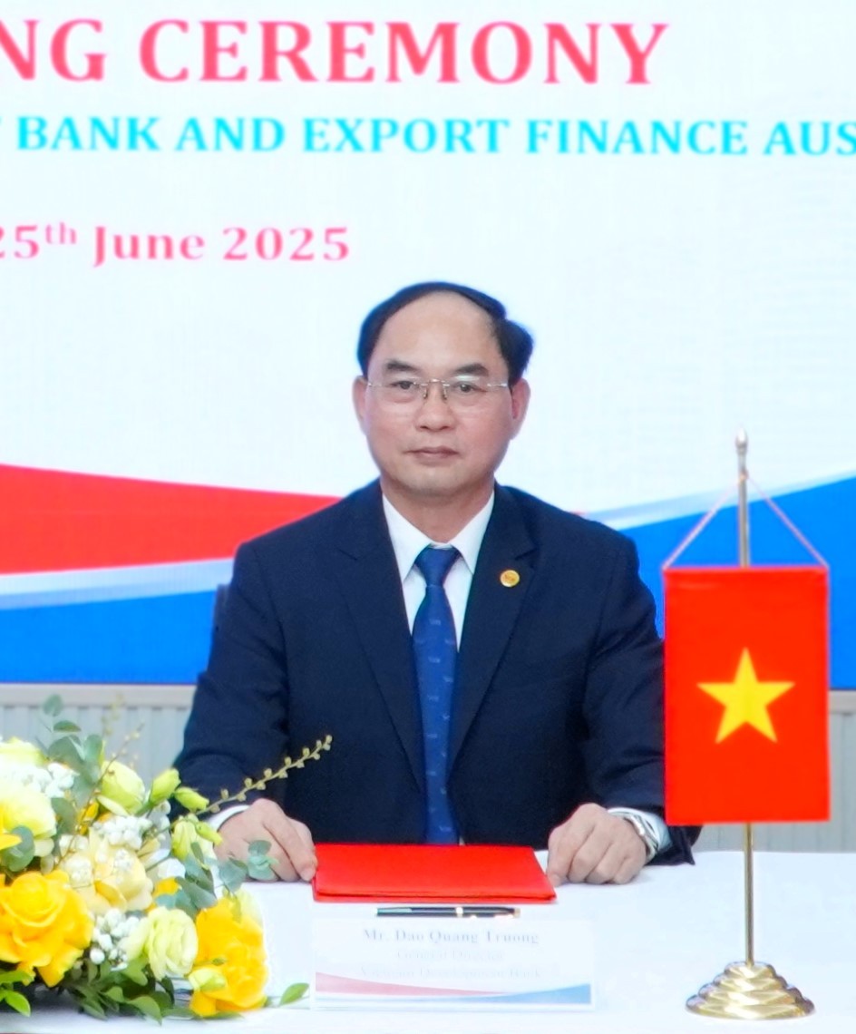 Ngân hàng Phát triển Việt Nam: Đẩy mạnh phong trào thi đua, phấn đấu hoàn thành nhiệm vụ cơ cấu lại hoạt động Ngân hàng Phát triển Việt Nam: Đẩy mạnh phong trào thi đua, phấn đấu hoàn thành nhiệm vụ cơ cấu lại hoạt động