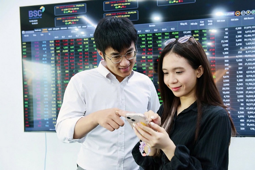 Nhiều thông tin tích cực sẽ tạo hiệu ứng mới cho thị trường chứng khoán Nhiều thông tin tích cực sẽ tạo hiệu ứng mới cho thị trường chứng khoán