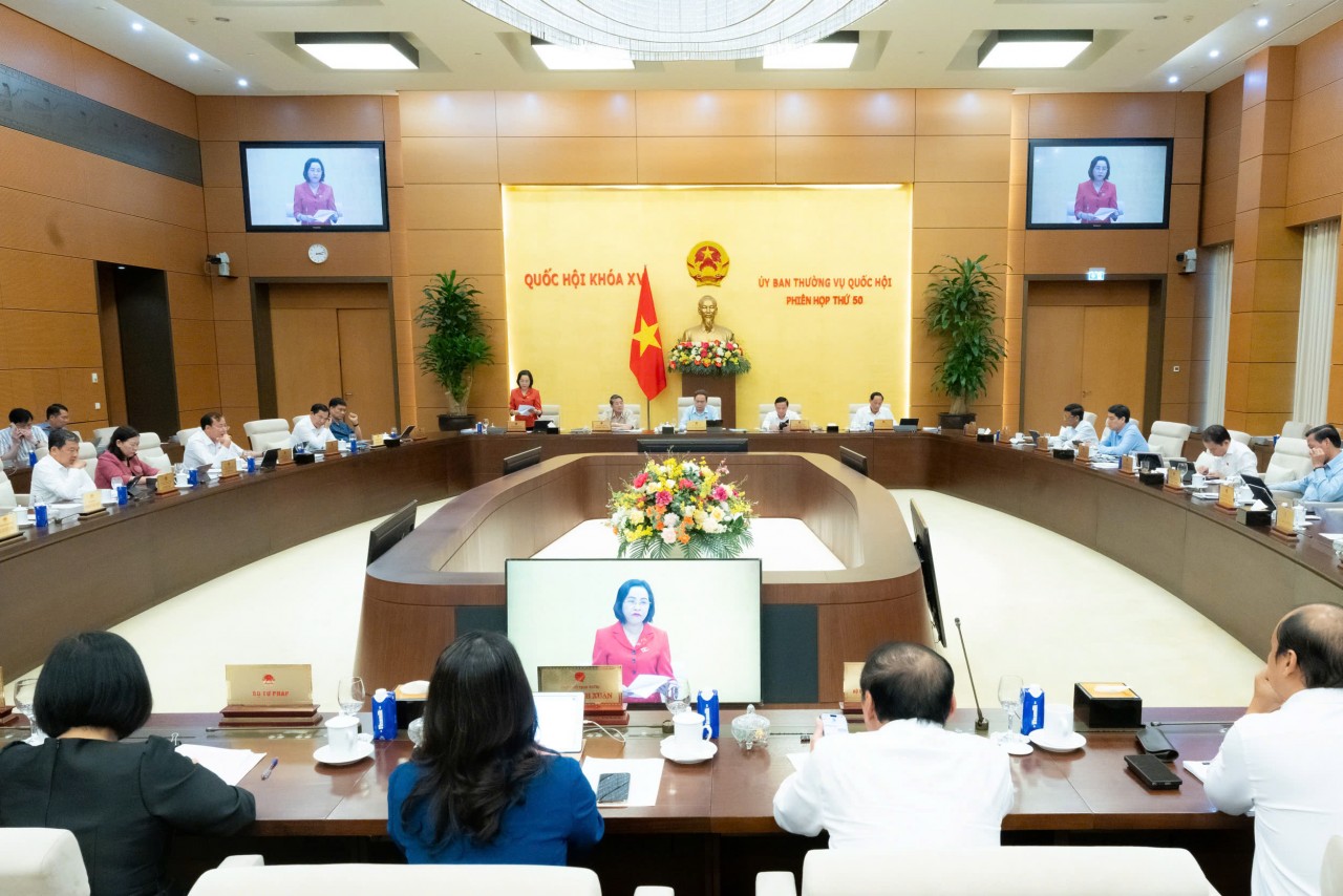 Luật Báo chí (sửa đổi): Mở rộng không gian cho phát triển kinh tế báo chí Luật Báo chí (sửa đổi): Mở rộng không gian cho phát triển kinh tế báo chí