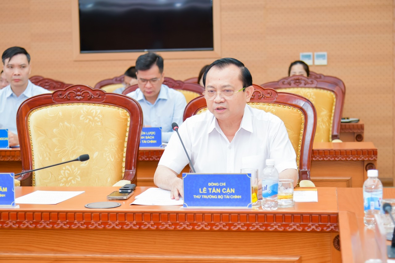 Bộ Tài chính triển khai nghiêm túc, kịp thời các nhiệm vụ theo Nghị quyết 57