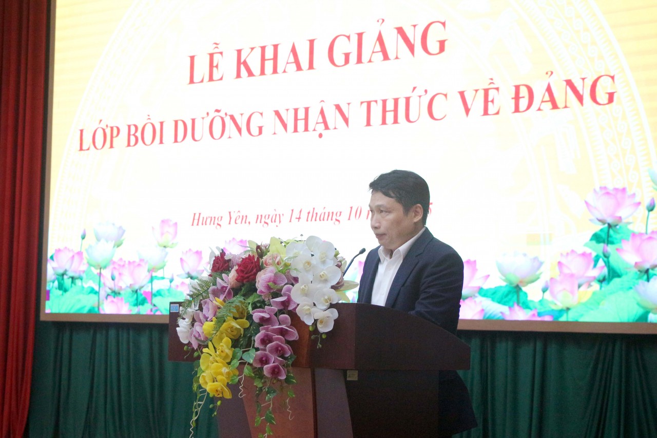 Trường Bồi dưỡng cán bộ Kinh tế - Tài chính khai giảng lớp bồi dưỡng nhận thức về Đảng Trường Bồi dưỡng cán bộ Kinh tế - Tài chính khai giảng lớp bồi dưỡng nhận thức về Đảng
