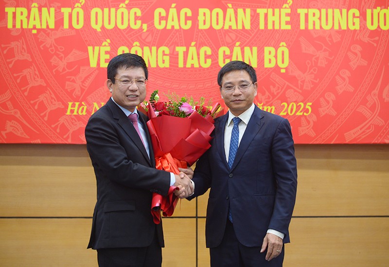 Thứ trưởng Bộ Tài chính Hồ Sỹ Hùng được điều động làm Bí thư Đảng uỷ VCCI | VCCI