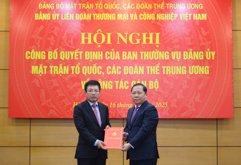 Thứ trưởng Bộ Tài chính Hồ Sỹ Hùng được điều động làm Bí thư Đảng uỷ VCCI | VCCI