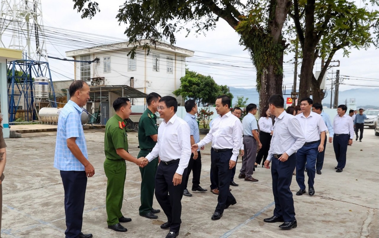 Bộ trưởng Nguyễn Văn Thắng khảo sát thực tế việc triển khai mô hình chính quyền hai cấp tại Điện Biên