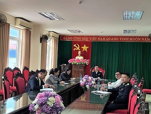 Thuế tỉnh Sơn La triển khai “60 ngày cao điểm chuyển đổi mô hình từ thuế khoán sang kê khai đối với hộ kinh doanh”