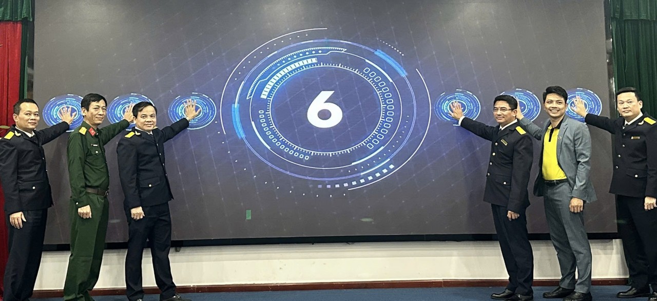 Thuế tỉnh Thanh Hóa triển khai “60 ngày cao điểm hỗ trợ hộ kinh doanh chuyển đổi mô hình từ thuế khoán sang kê khai” Thuế tỉnh Thanh Hóa triển khai “60 ngày cao điểm hỗ trợ hộ kinh doanh chuyển đổi mô hình từ thuế khoán sang kê khai”