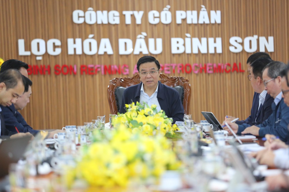 Đẩy mạnh sản xuất kinh doanh hoàn thành vượt mức kế hoạch 2025