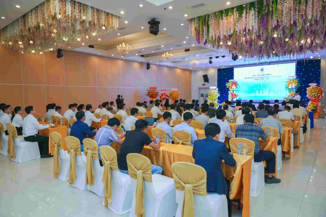 Ông Phan Tấn Đạt giữ chức Chủ tịch Hiệp hội Công nghiệp Khoáng sản TP. Hồ Chí Minh