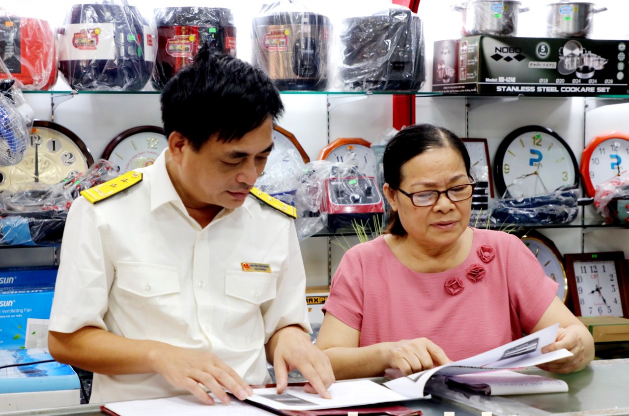 Nghị định 310/NĐ-CP: Thay đổi quan trọng trong xử phạt về thuế và hóa đơn Nghị định 310/NĐ-CP: Thay đổi quan trọng trong xử phạt về thuế và hóa đơn