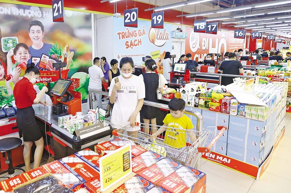 Khẩn trương khắc phục hậu quả thiên tai, phục hồi sản xuất kinh doanh, đẩy mạnh tiêu dùng
