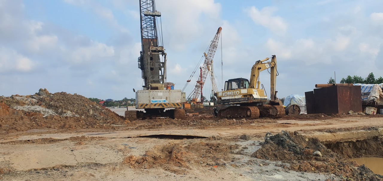 Tuyến đường bộ ven biển đoạn qua khu vực cầu Cửa Tùng và Cửa Việt là một trong những dự án sẽ hết hạn giải ngân vốn vào ngày 31/12/2025