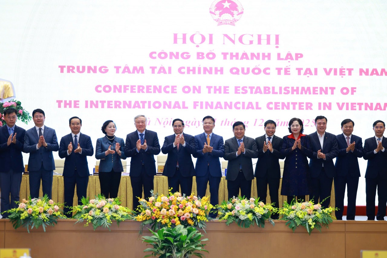 8 Nghị định tạo khung pháp lý vượt trội cho trung tâm tài chính quốc tế
