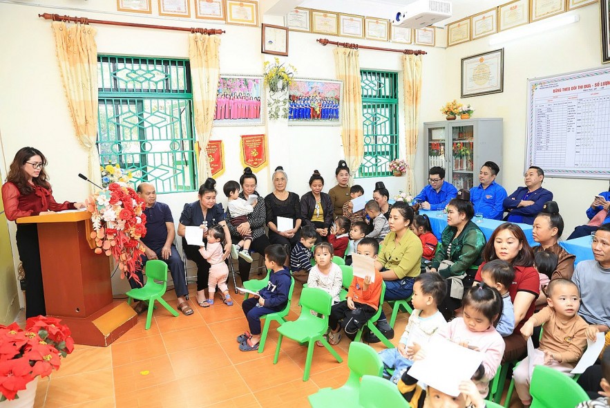 Tuổi trẻ Vụ I, Bộ Tài chính tri ân lịch sử, sẻ chia với học sinh vùng khó khăn tại Điện Biên Tuổi trẻ Vụ I, Bộ Tài chính tri ân lịch sử, sẻ chia với học sinh vùng khó khăn tại Điện Biên