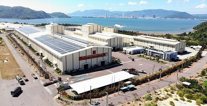 Nhà máy Hoa Sen Nhơn Hội Bình Định của Công ty TNHH MTV Hoa Sen Nhơn Hội – Bình Định tại Khu kinh tế Nhơn Hội. Nguồn: Tập đoàn Hoa Sen.