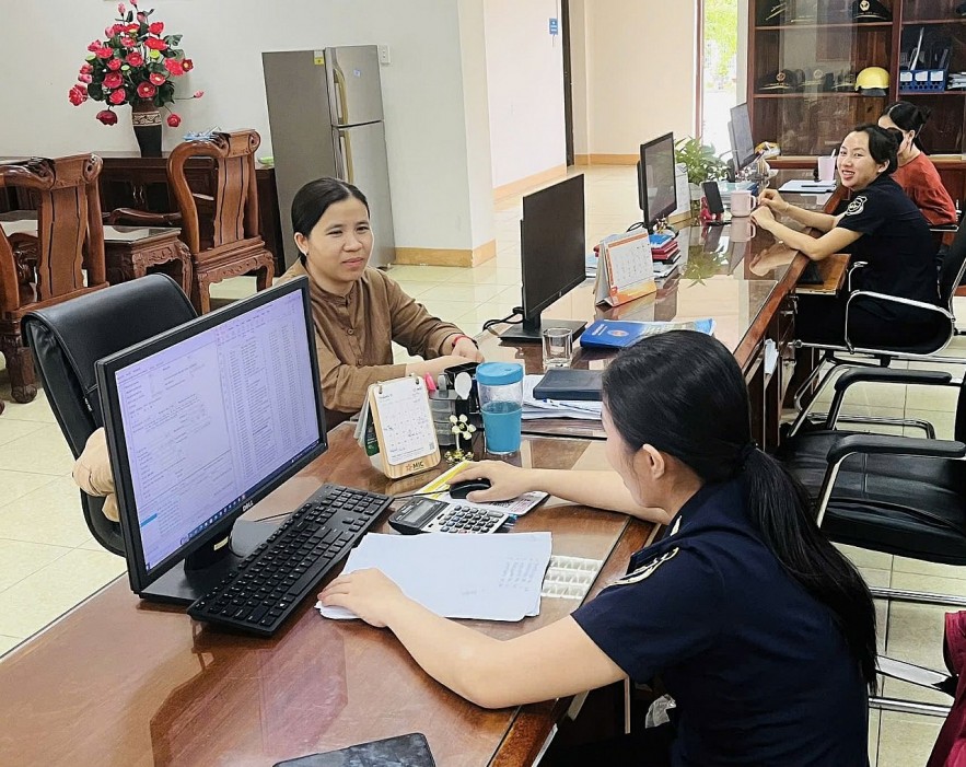 Hải quan khu vực XII thu ngân sách đạt hơn 2.286 tỷ đồng