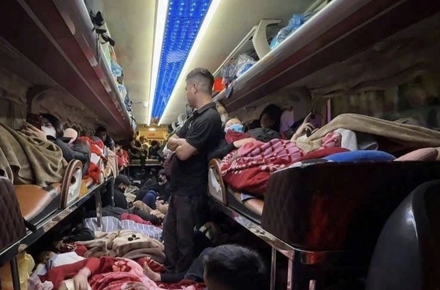 10 ngày nhận 50 phản ánh, phạt gần 2,3 tỷ đồng xe khách nhồi nhét dịp Tết