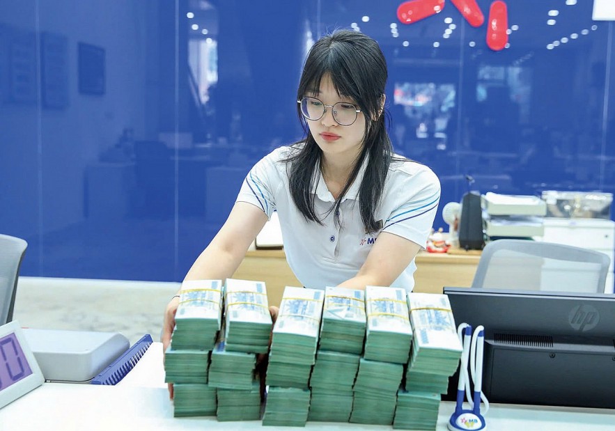 Giữ “dây cương” quản trị rủi ro trong cuộc đua tăng trưởng ngành ngân hàng