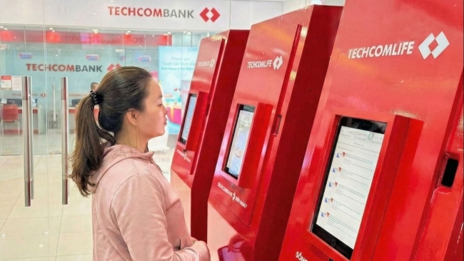 Techcombank rót thêm tối đa 800 tỷ đồng vào Techcom Life, tăng tốc mảng bảo hiểm nhân thọ