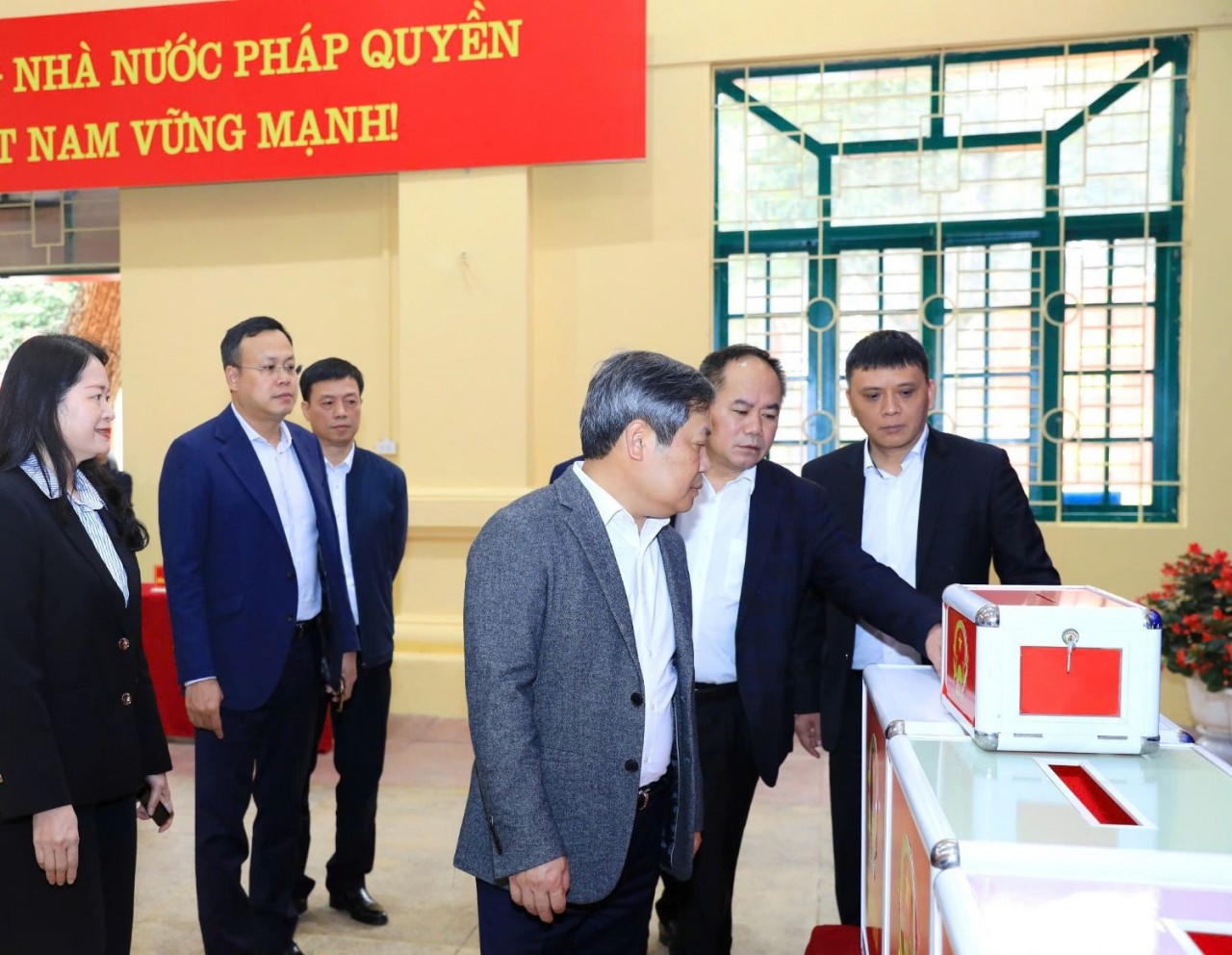 Chủ tịch UBND T.P Hà Nội Vũ Đại Thắng kiểm tra công tác chuẩn bị bầu cử tại Ba Đình, Ngọc Hà, Giảng Võ