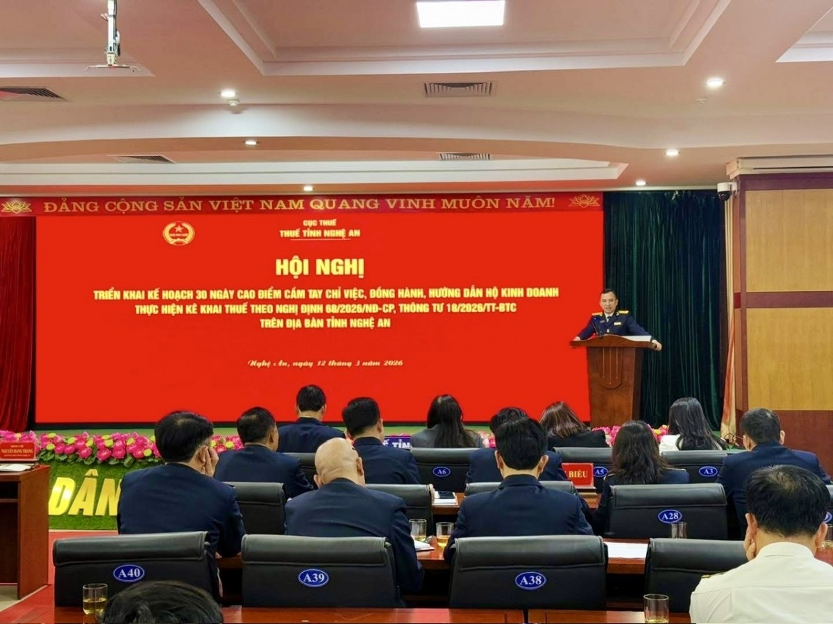 Thuế tỉnh Nghệ An tiếp tục triển khai 30 ngày cao điểm hỗ trợ hộ kinh doanh kê khai, nộp thuế Thuế tỉnh Nghệ An tiếp tục triển khai 30 ngày cao điểm hỗ trợ hộ kinh doanh kê khai, nộp thuế