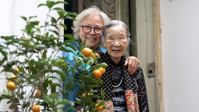 Cụ bà 101 tuổi và niềm tin vào lá phiếu của cử tri