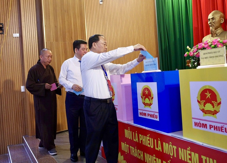 Cử tri tỉnh Gia Lai hân hoan tham gia bầu cử Cử tri tỉnh Gia Lai hân hoan tham gia bầu cử