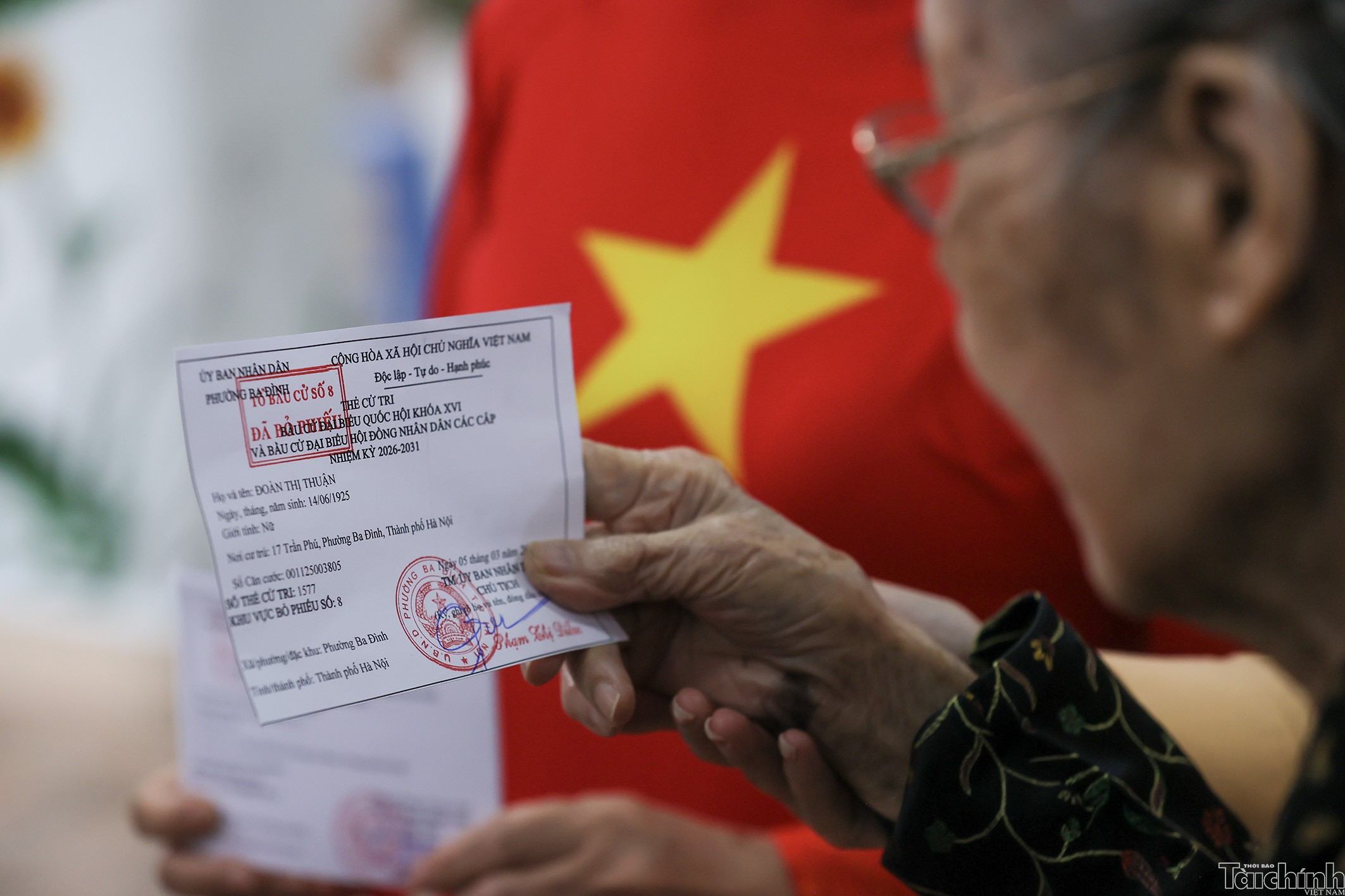 Cụ bà 101 tuổi và niềm tin vào lá phiếu của cử tri