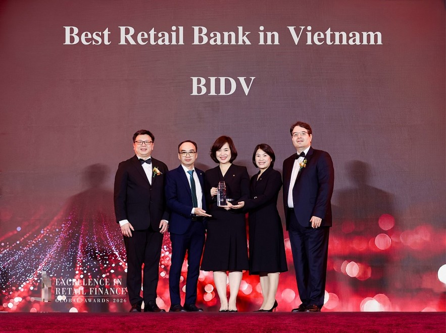 BIDV viết tiếp thập kỷ dẫn đầu với cú đúp giải thưởng 