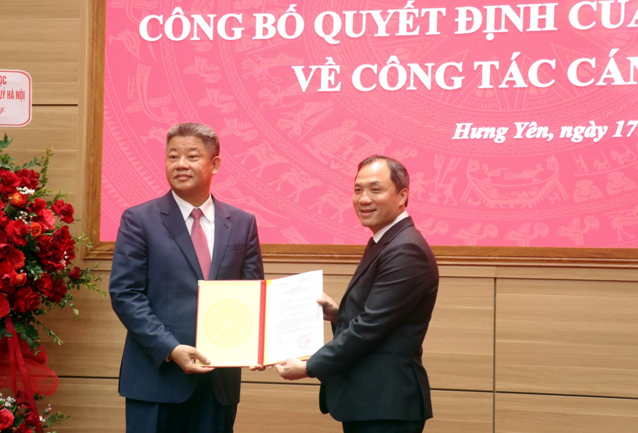 Ông Nguyễn Mạnh Quyền được chỉ định giữ chức Phó Bí thư Tỉnh ủy Hưng Yên Ông Nguyễn Mạnh Quyền được chỉ định giữ chức Phó Bí thư Tỉnh ủy Hưng Yên